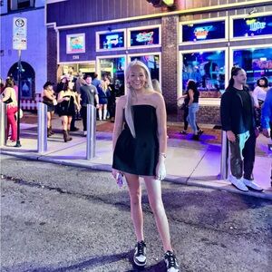 Meet your Posher, Amy